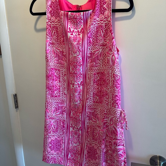 Lilly Pulitzer Donna Romper-Dress Size 8. Excellent condition. - Picture 2 of 4